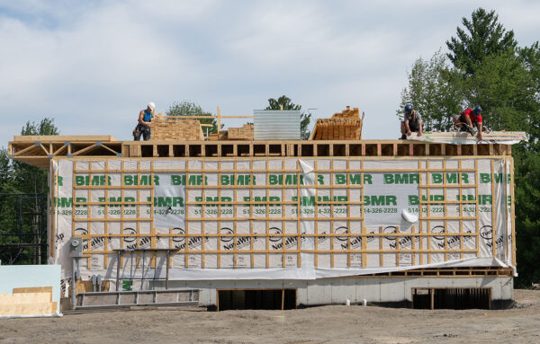 Photo de la construction d'une maison neuve par Voreno Construction