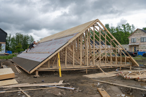 Photo de la construction d'une maison neuve par Voreno Construction
