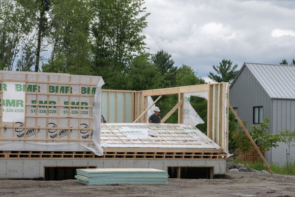 Photo de la construction d'une maison neuve par Voreno Construction